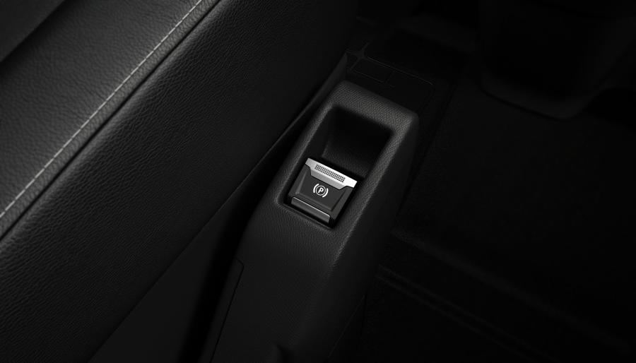 Детали интерьера Peugeot e-Traveller 2020 года  (WW) (фото 26 из 29)